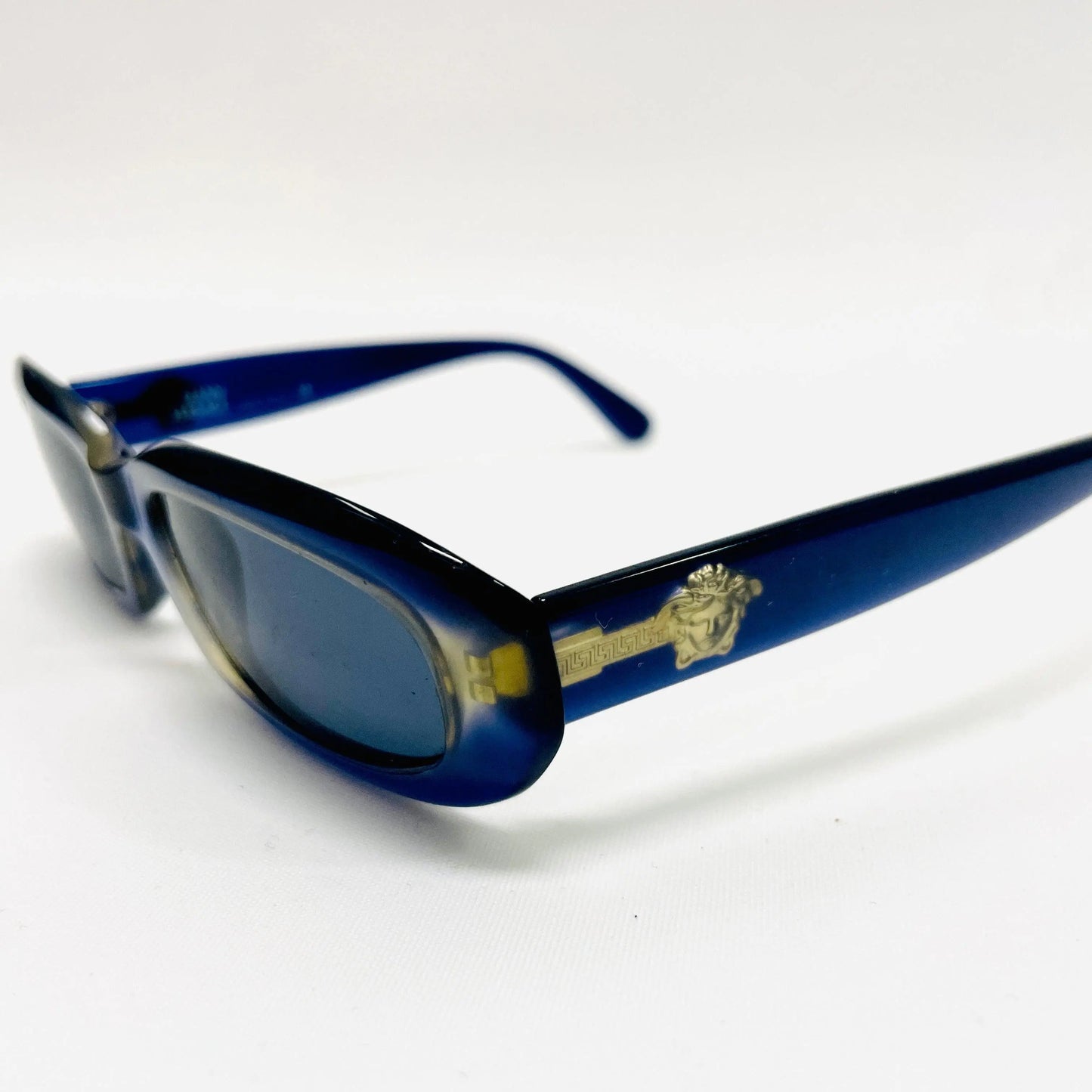 Vintage-Gianni-Versace-Sonnenbrille-Sunglasses-Model-308-Blue-Medusa Alt-Text bearbeiten