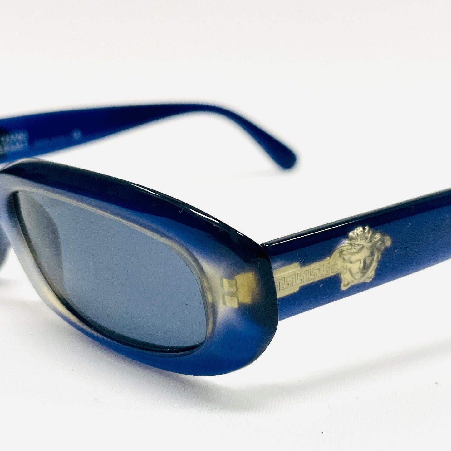 Vintage-Gianni-Versace-Sonnenbrille-Sunglasses-Model-308-Blue-Medusa Alt-Text bearbeiten