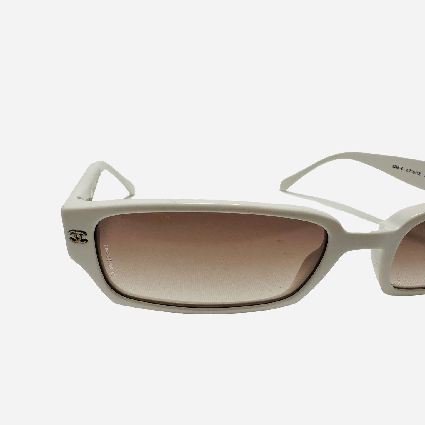 The-Seekers-Vintage-Coco-Chanel-Sunglasses-Sonnenbrille-5058-front-detail