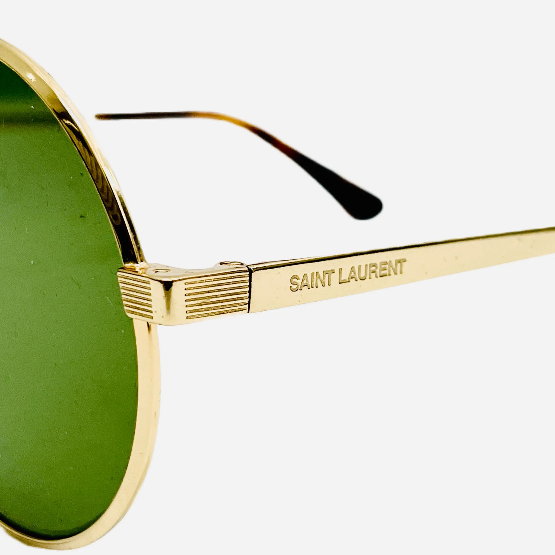 Vintage-Saint-Laurent-Sonnenbrille-Sunglasses-SL-136-ZERO-002-colour-gold-detail