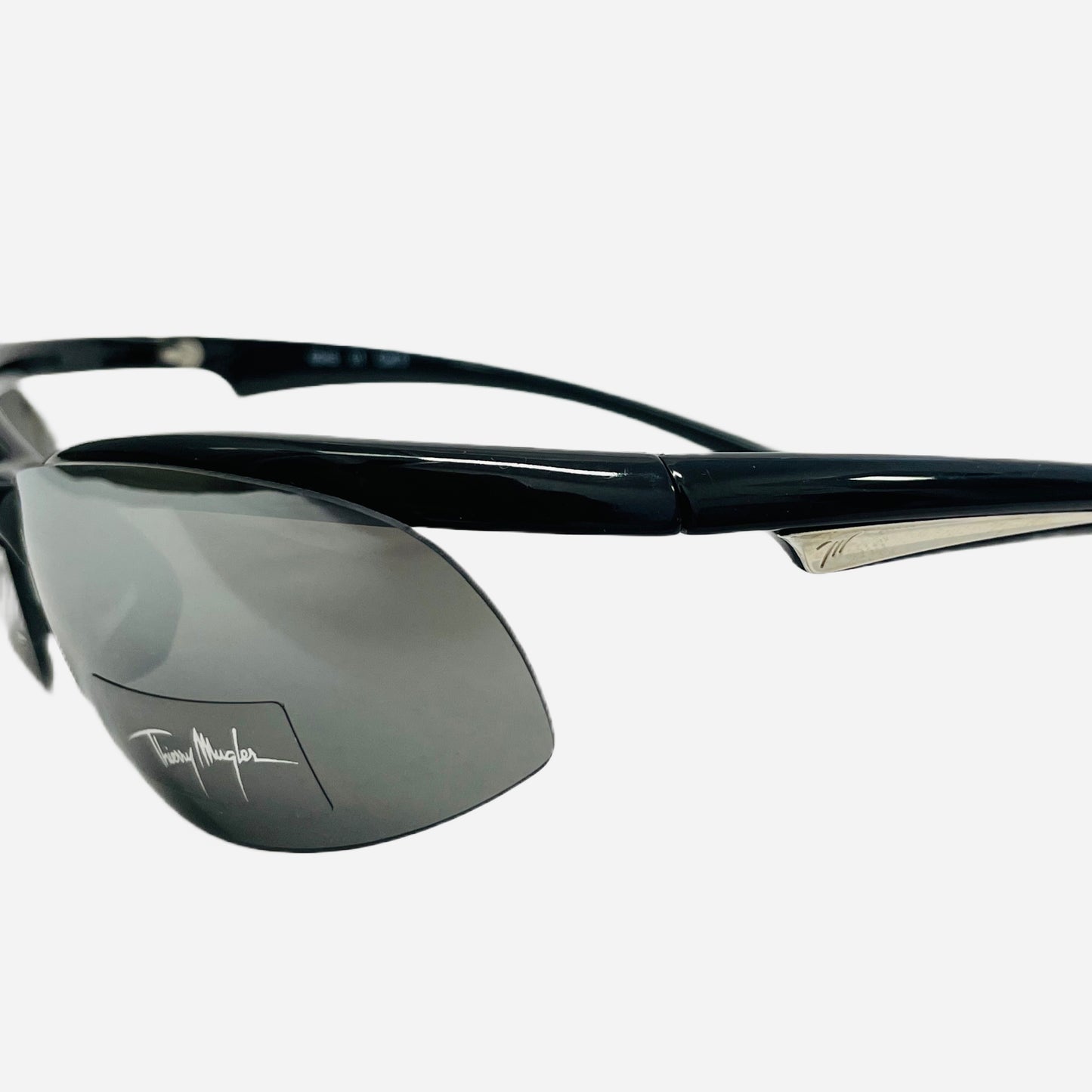 Vintage-Thierry-Mugler-Sonnenbrille-Sunglasses-schnelle-Brille-Modell-6545-the-seekers-detail-side