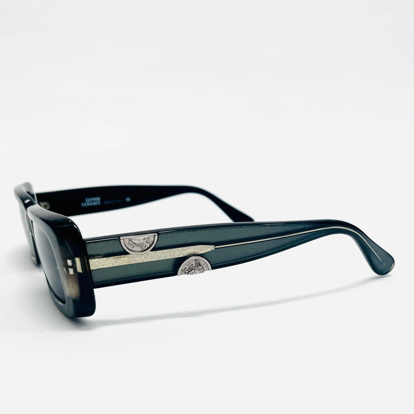 Vintage-Gianni-Versace-Sonnenbrille-Sunglasses-249-Medusa-grey