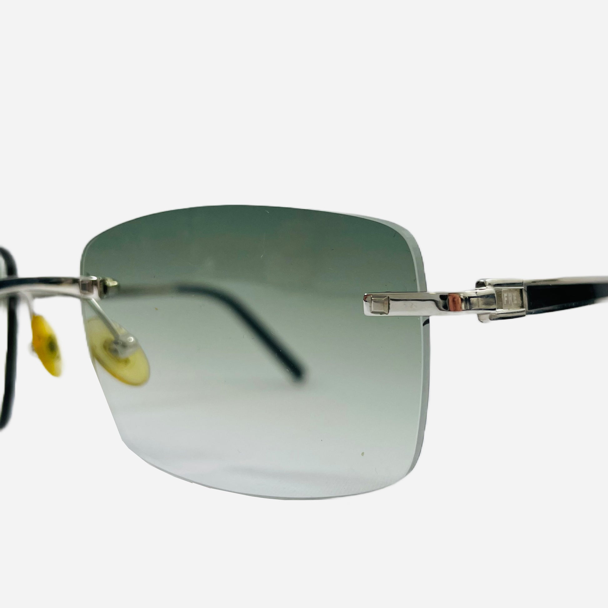 Fred-Paris-Sonnenbrille-Sunglasses-Jamaique-rimless-rahmenlose-Sonnenbrille-the-seekers-front-side-detail