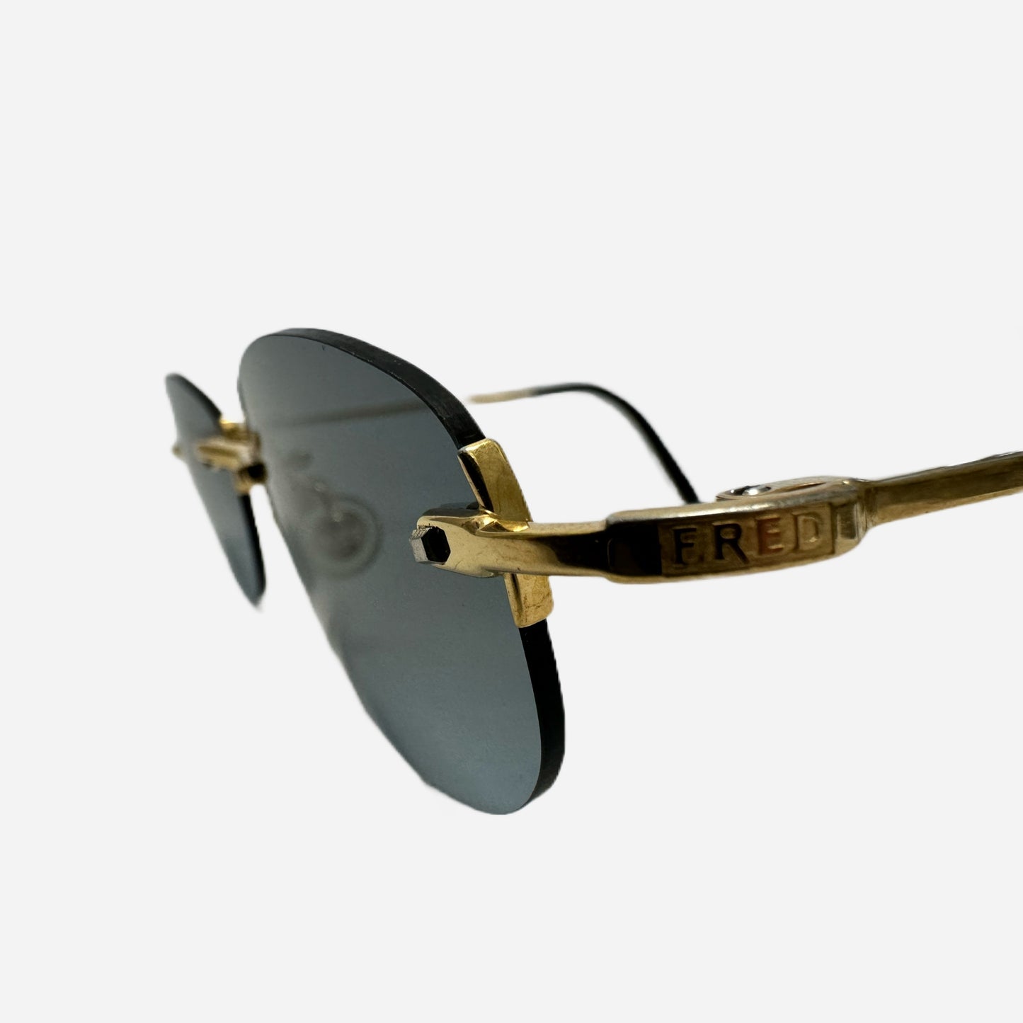 Fred-Paris-Sonnenbrille-Sunglasses-Manhattan-Gold-Sonnenbrille-The-Seekers-detail