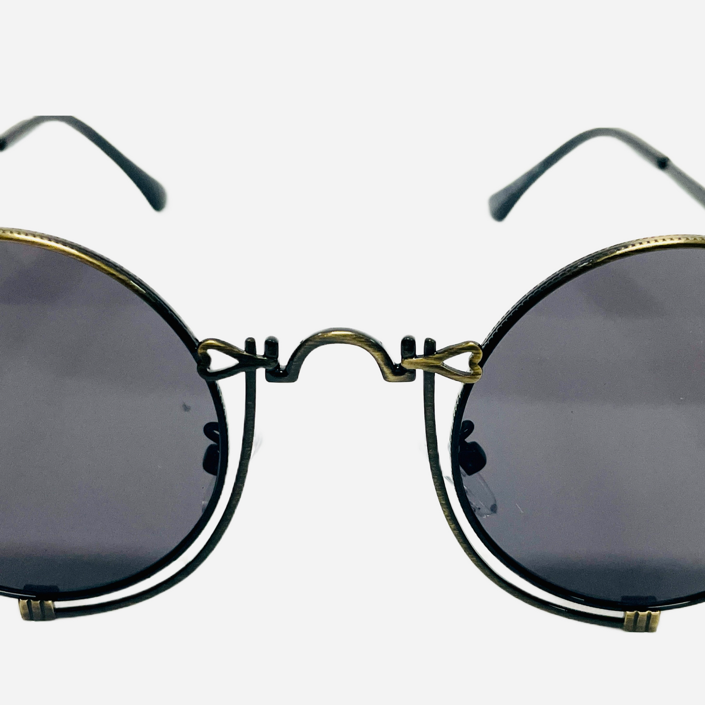 LIAISONS-DANGEREUX-Sonnenbrille-Sunglasses-Matsuda-Sunglasses-Black-detail