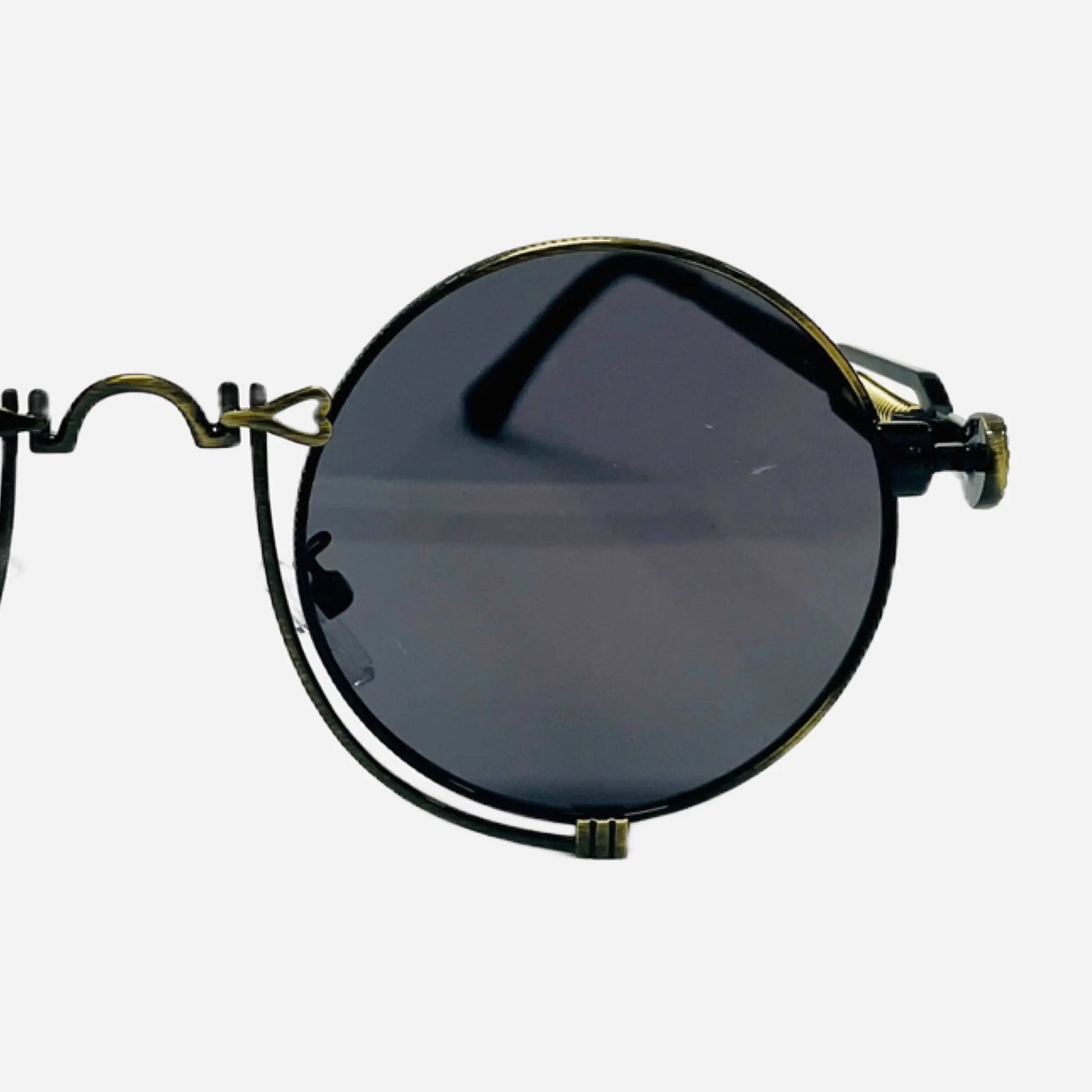 LIAISONS-DANGEREUX-Sonnenbrille-Sunglasses-Matsuda-Sunglasses-Black-front-detail