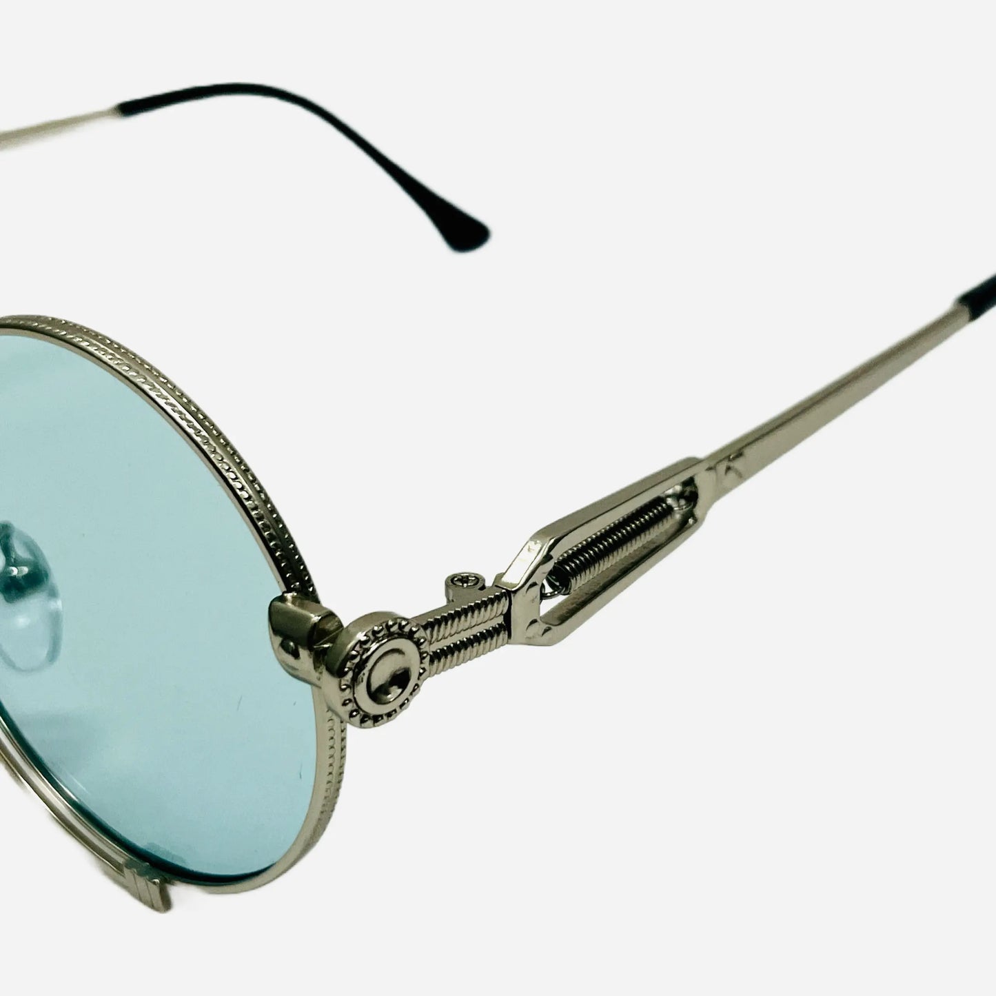 LIAISONS-DANGEREUX-Sonnenbrille-Sunglasses-Matsuda-Sunglasses-Silver-side-detail