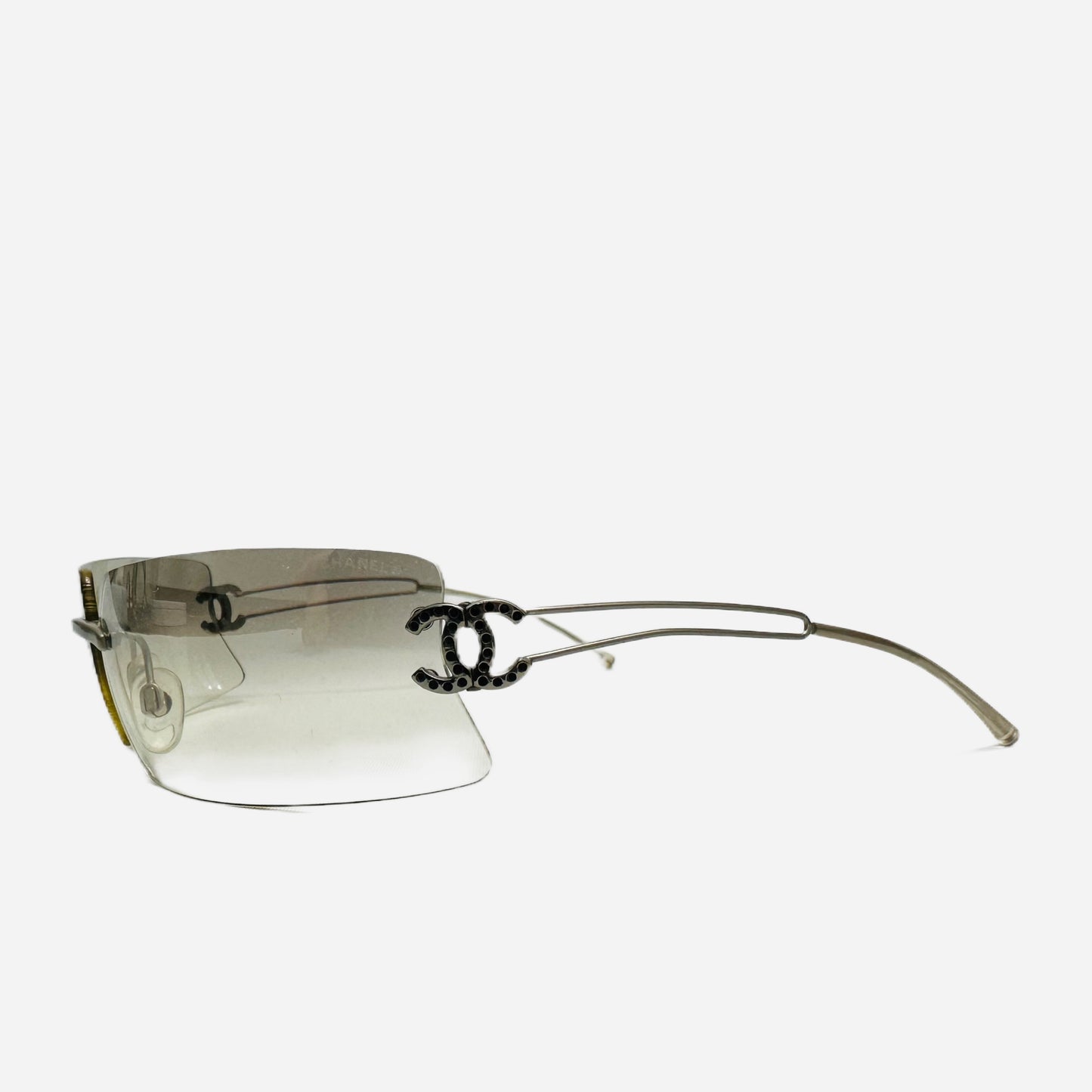 The-Seekers-Vintage-Coco-Chanel-Sunglasses-Sonnenbrille-4051-front