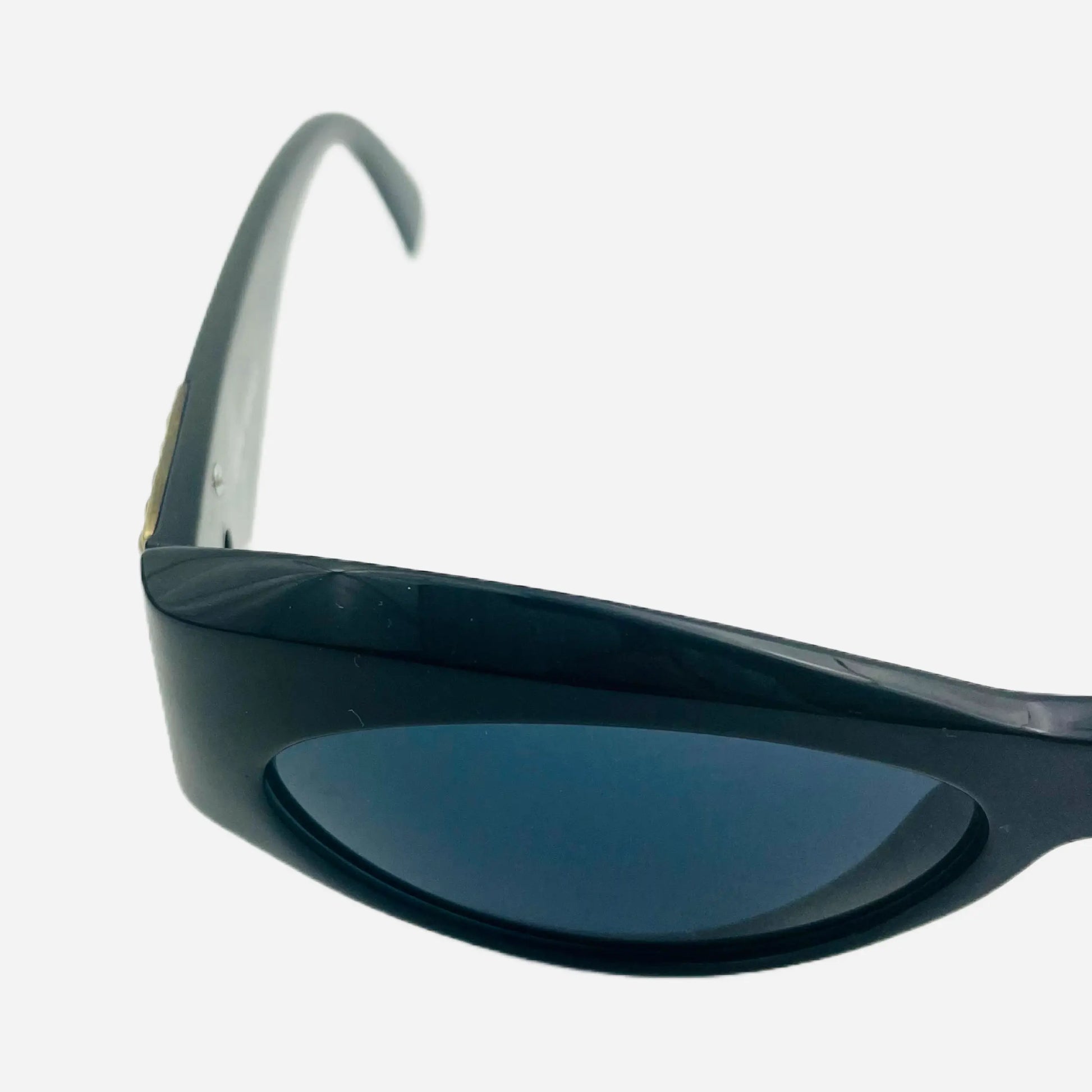 Vintage-Gianni-Versace-Sonnenbrille-Sunglasses-394-front-detail-left