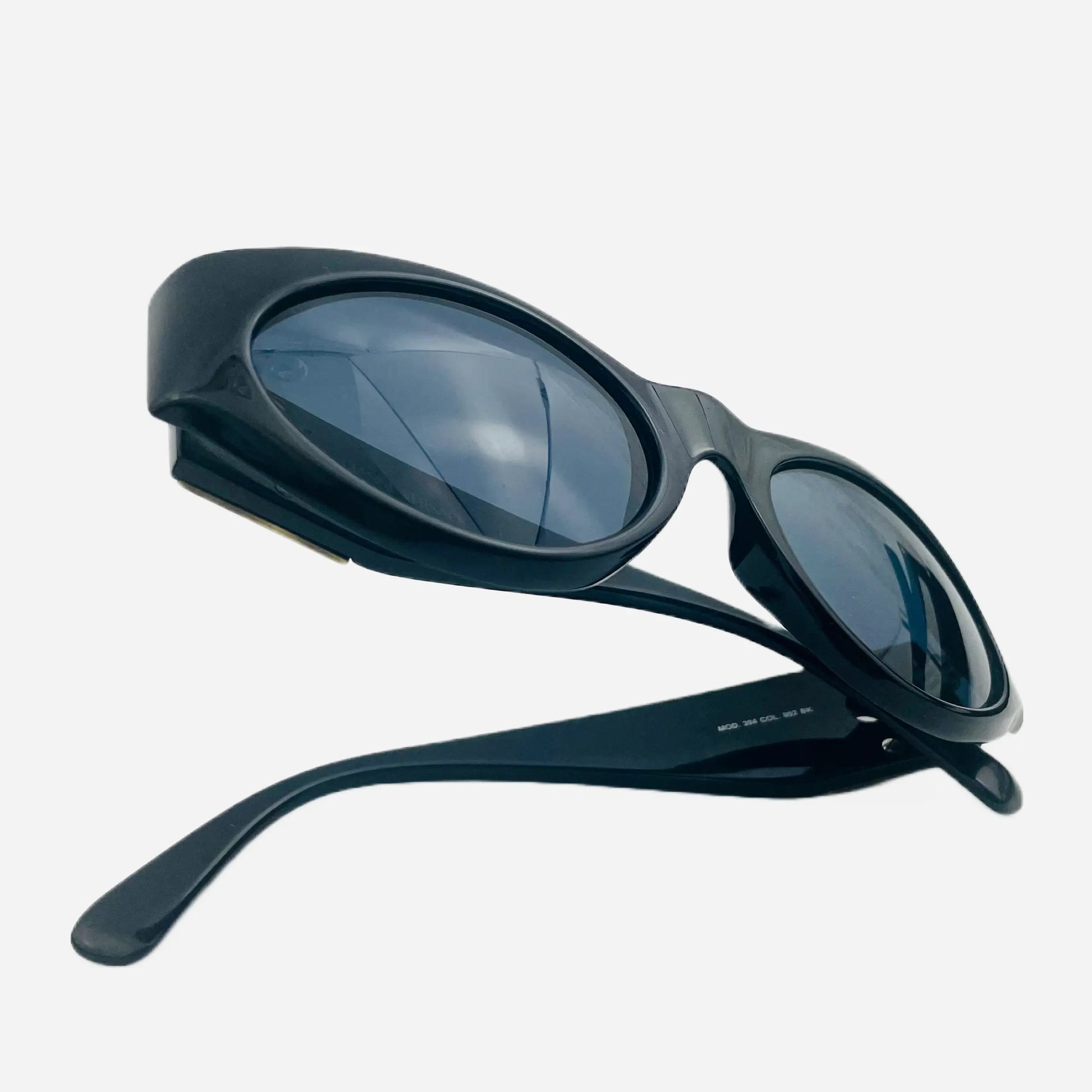 Vintage-Gianni-Versace-Sonnenbrille-Sunglasses-394-standing